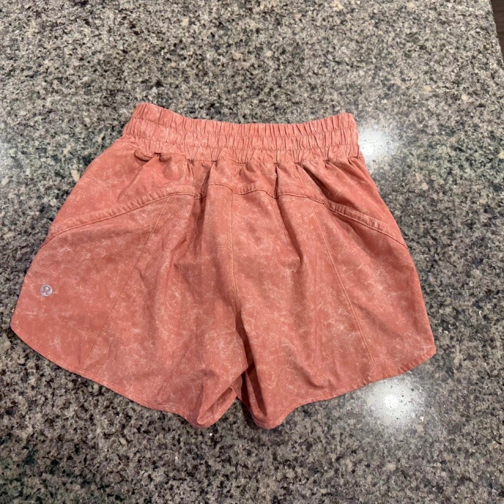 Lululemon Track That Mid-Rise Short 5 Pink Orange Acid Wash Size 4 LW7BOLS